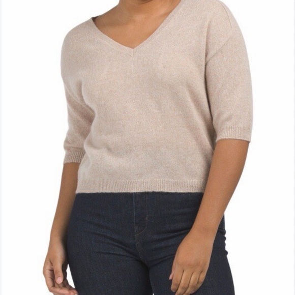 House of Harlow 1960 Cashmere V-Neck Sweater - Soft Tan - Picture 2 of 4